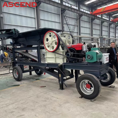 PE 750x1060 Gravel Station Big Model Mobile Jaw Crusher With Diesel Engine 150-200 Ton Per Hour